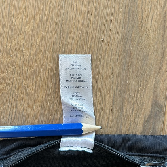 Ivivva running crops - size 10 - Picture 6 of 6